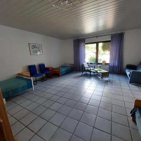 Apartment Gemütliches Haus In Ruhiger Lage *